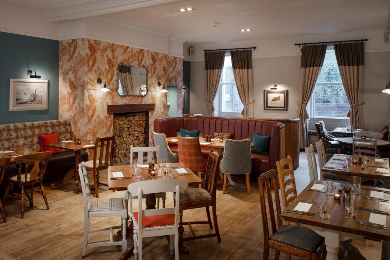 The Golden Lion At Settle Exterior foto
